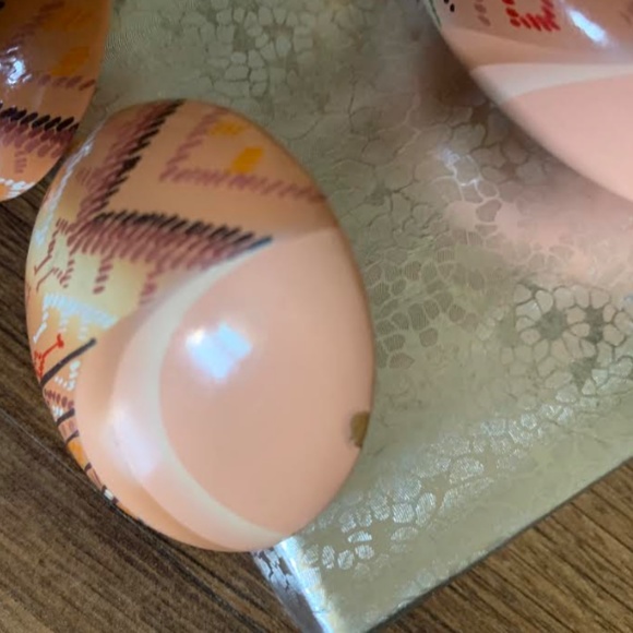 Handpainted Earring/Bracelet Set - Picture 3 of 15